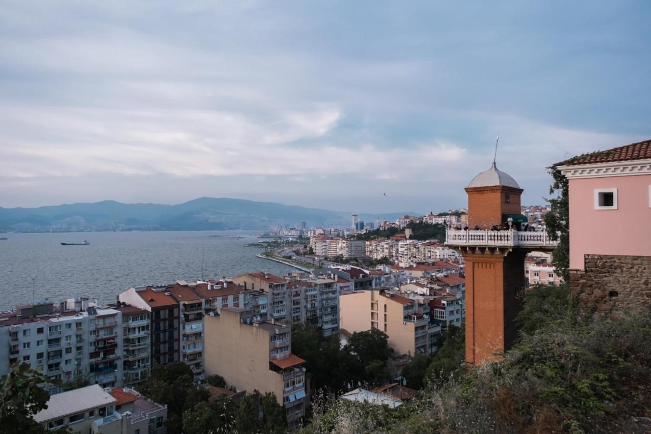 Appartement Near The Historical Elevator With A Sea View İzmir