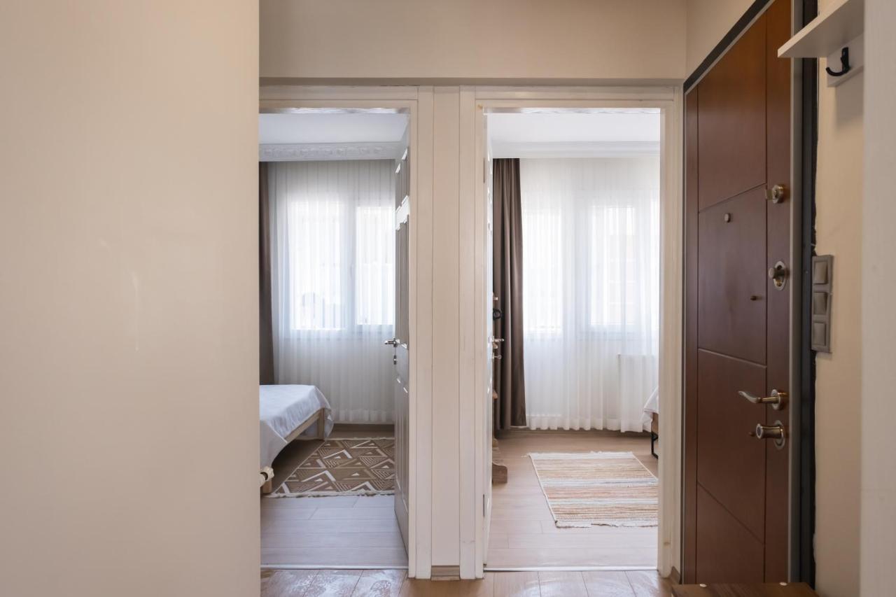 Near The Historical Elevator With A Sea View İzmir